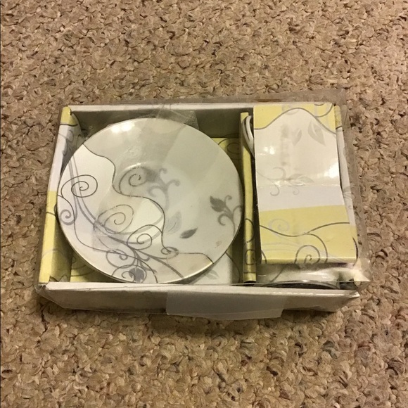 D’LUSSO 4 PC DEMITASSE SET COFFEE ESPRESSO BONE CHINA ITALY NWT NIB CUPS SAUCERS - Picture 5 of 5